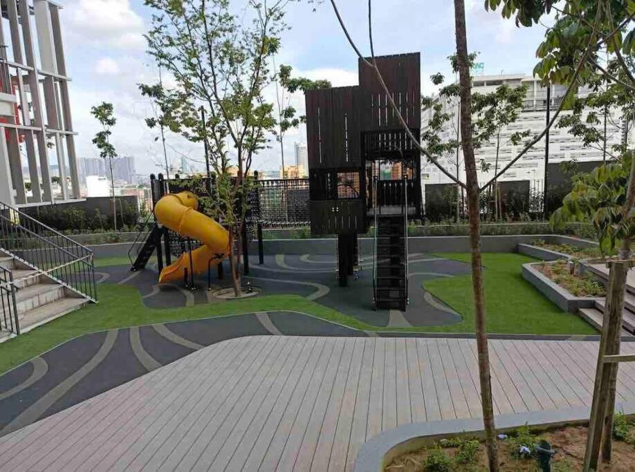 1+ 1 Bedroom 4-5Pax/Klcc/ Bukit Bintang/City View/Mrt クアラルンプール エクステリア 写真