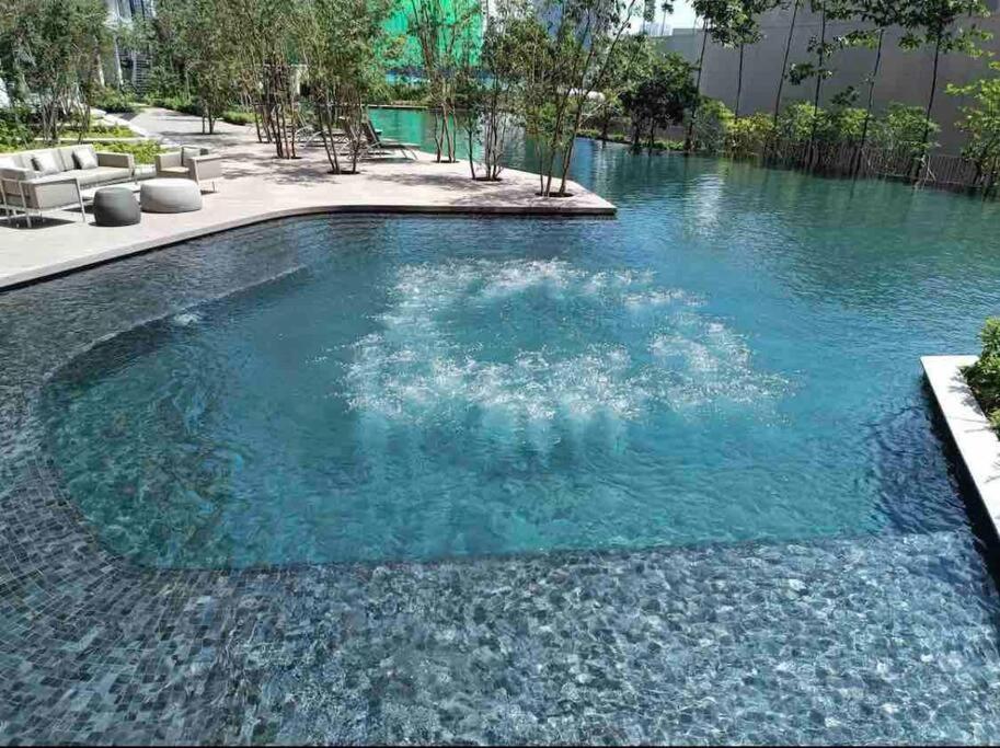 1+ 1 Bedroom 4-5Pax/Klcc/ Bukit Bintang/City View/Mrt クアラルンプール エクステリア 写真