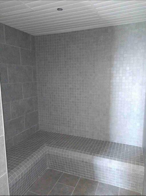 1+ 1 Bedroom 4-5Pax/Klcc/ Bukit Bintang/City View/Mrt クアラルンプール エクステリア 写真